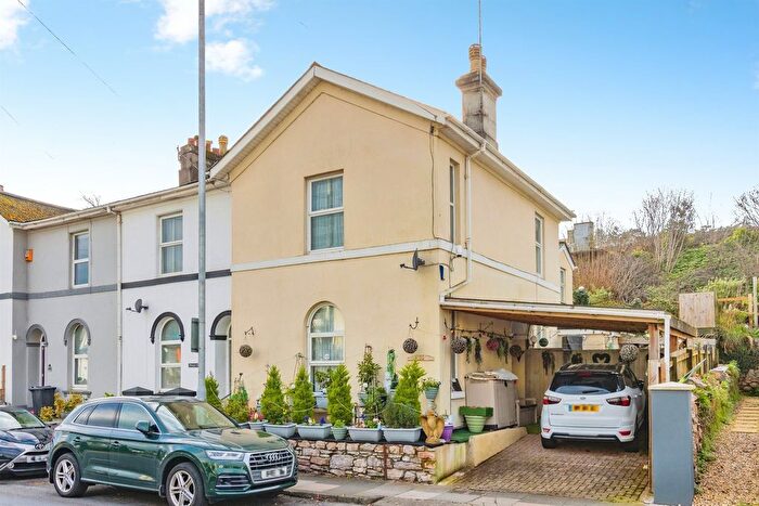 3 Bedroom End Terrace House For Sale In Avenue Road, Torquay, TQ2