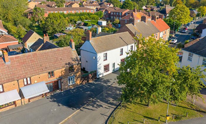 3 Bedroom Detached House For Sale In Middletons Road, Yaxley, PE7
