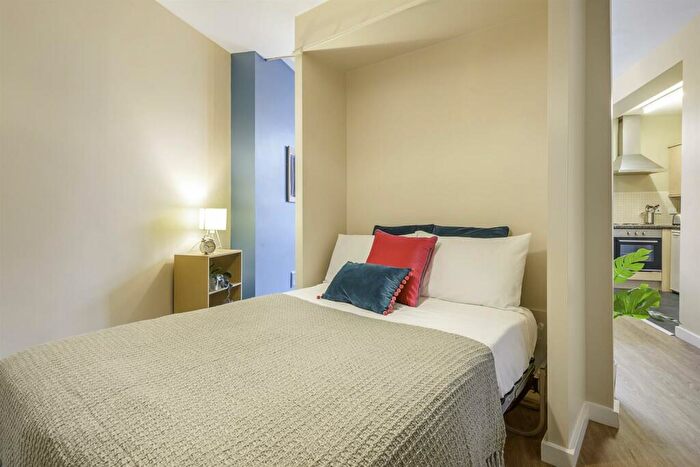 1 Bedroom Property To Rent In Flat, B Wood Lane, Leeds, LS6