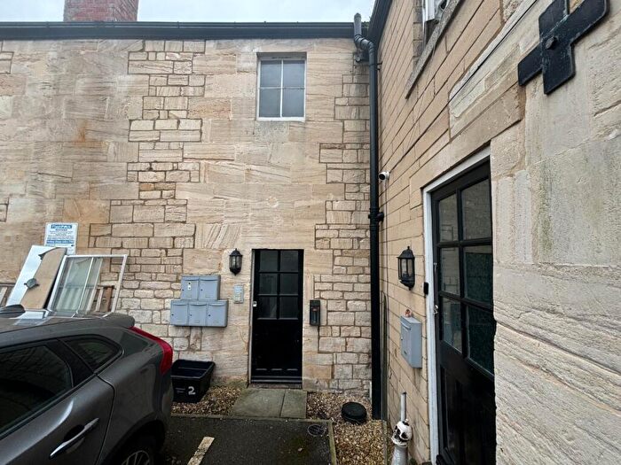 1 Bedroom Flat To Rent In Trowbridge, Wiltshire, BA14