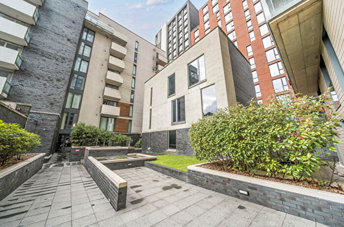 2 Bedroom Apartment For Sale In Blackfriars Road, Salford, Greater Manchester, M3