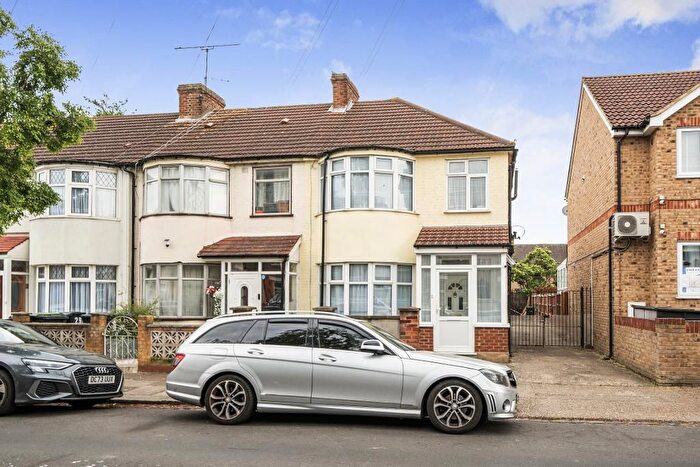3 Bedroom End Terrace House For Sale In Granville Ave, Edmonton, London, N9