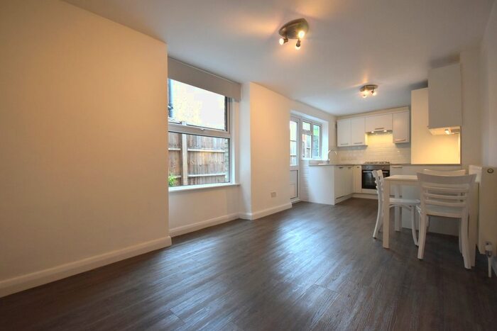 2 Bedroom Flat To Rent In Nelson Road, London, SW19