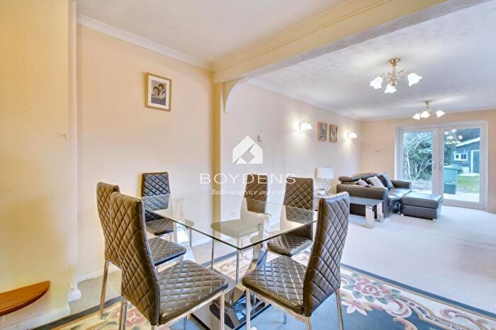 2 Bedroom Semi-Detached Bungalow For Sale In Braintree, CM7