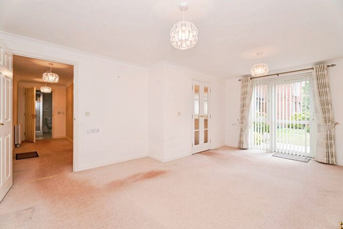 1 Bedroom Flat For Sale In Ainsworth Court, Holt, NR25