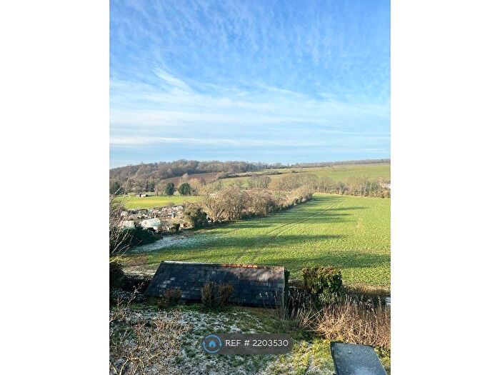 3 Bedroom Semi-Detached House To Rent In Thundridge, Ware, SG12