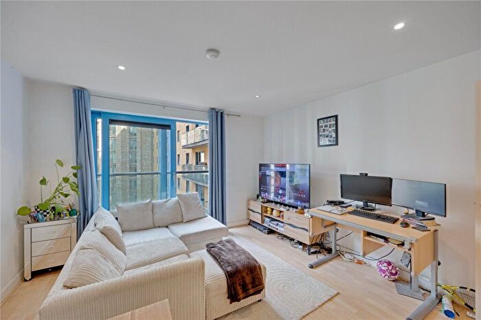1 Bedroom Apartment For Sale In Westgate Apartments, London, E16