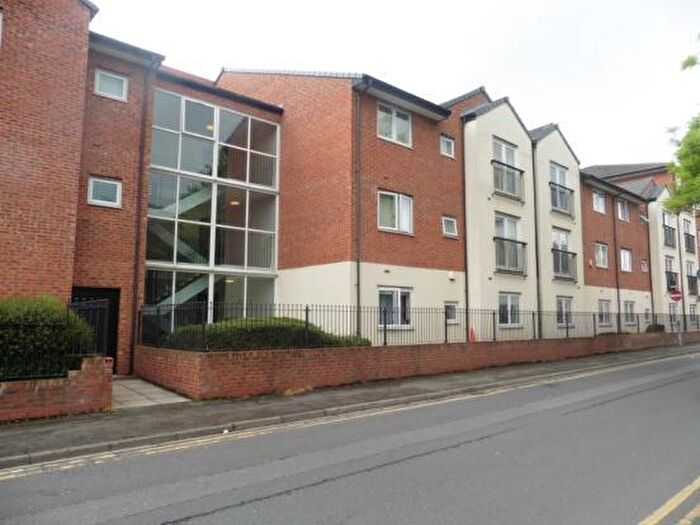 2 Bedroom Flat To Rent In Delamere Court, CW1