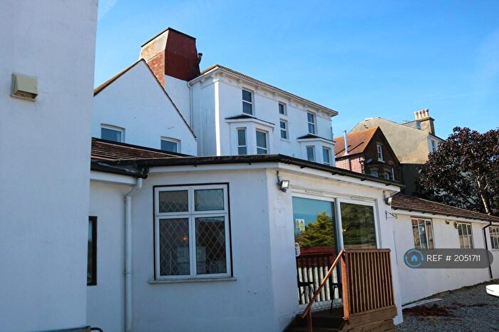4 Bedroom Flat To Rent In Lennard Road, Folkestone, CT20