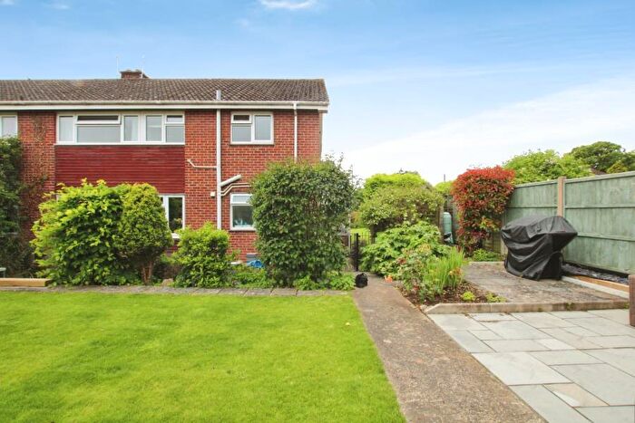 2 Bedroom Flat To Rent In Westover Road - Westbury -on-Trym, BS9