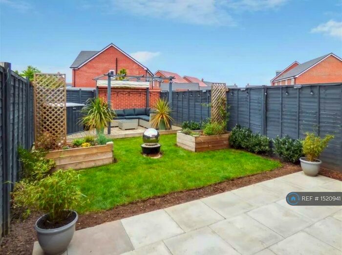 2 Bedroom Semi-Detached House To Rent In Bradley Walk, Wellesbourne, Warwick, CV35