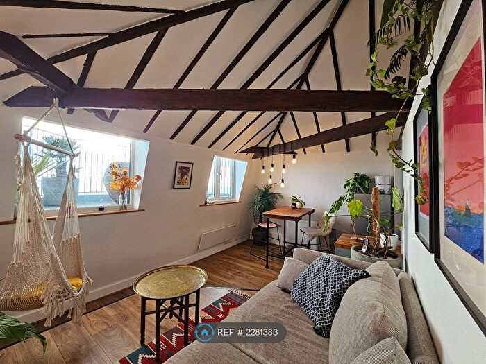 1 Bedroom Flat To Rent In Marine Parade, Brighton, BN2