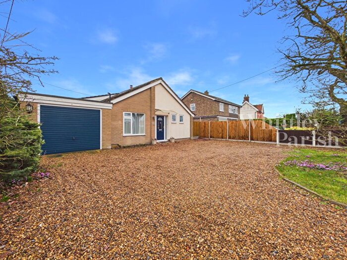 3 Bedroom Bungalow For Sale In Besthorpe Road, Attleborough, NR17