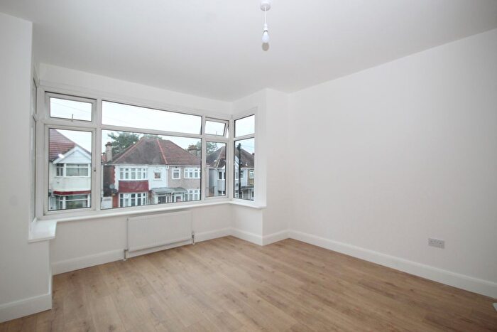 2 Bedroom Maisonette To Rent In Bowrons Avenue, Wembley, Middlesex, HA0