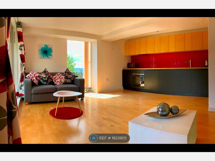 1 Bedroom Flat To Rent In The Avenue, Leeds, LS9