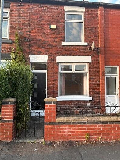 2 Bedroom Property To Rent In Beverley Road, Heaton, Bolton, BL1