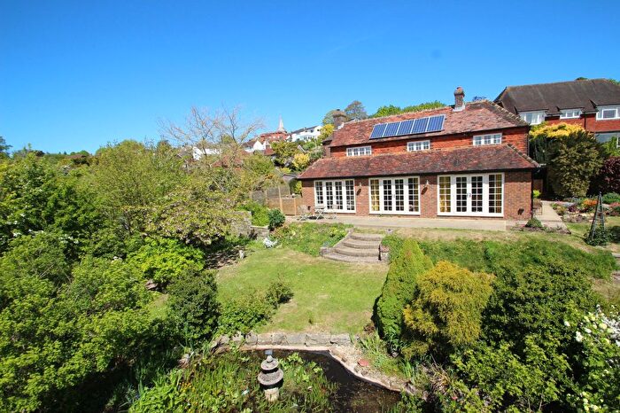 3 Bedroom Detached House For Sale In Vale Road, Mayfield, TN20