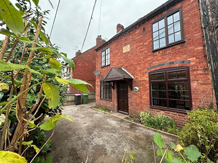 3 Bedroom Semi-Detached House For Sale In The Whigs, Tamworth Road, Wood End., CV9