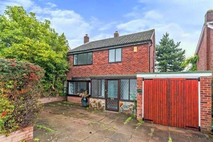 3 Bedroom Detached House To Rent In Nursery Croft, Lichfield, WS13