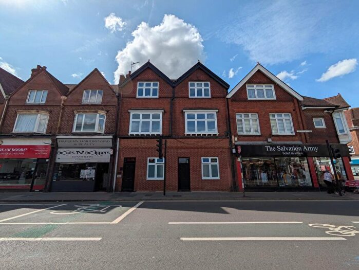 1 Bedroom Flat To Rent In Horley, RH6
