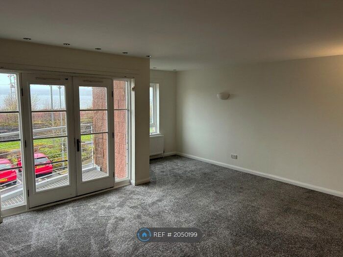 2 Bedroom Flat To Rent In Toward, Wemyss Bay, PA18