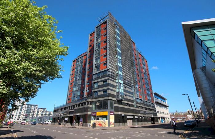 2 Bedroom Flat To Rent In River Heights, Lancefield Quay, Glasgow, G3
