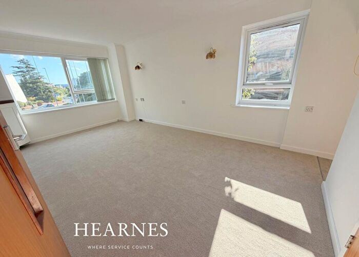 1 Bedroom Retirement Property For Sale In Seldown Road, Poole, BH15