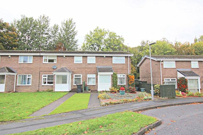 3 Bedroom End Of Terrace House For Sale In Lingholme, Chester Le Street, DH2