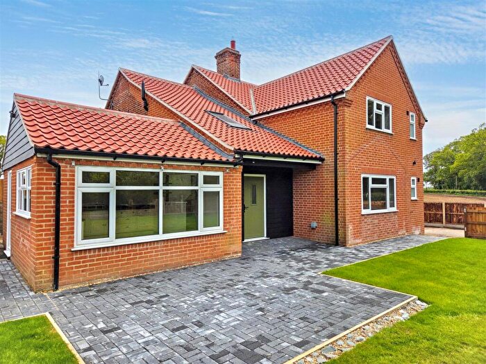 2 Bedroom Semi-Detached House To Rent In Bolwick Hall Farm Cottages, Marsham, NR10