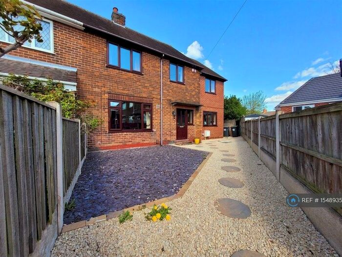 5 Bedroom Semi-Detached House To Rent In The Glebe, Cossall, Nottingham, NG16