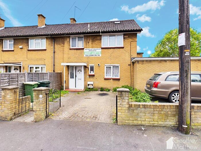 4 Bedroom Property To Rent In Coolfin Road, London, E16