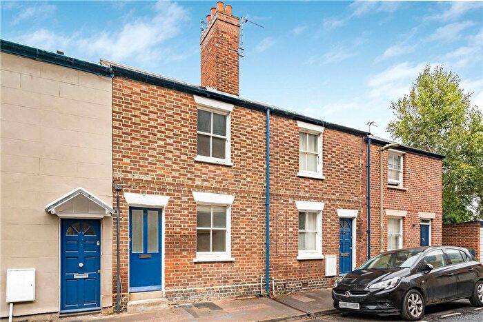 2 Bedroom Terraced House To Rent In Wellington Street, Oxford, Oxfordshire, OX2