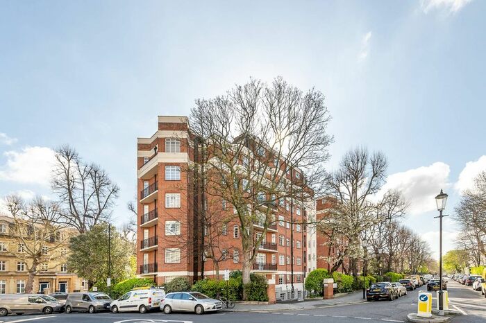 3 Bedroom Flat To Rent In Holland Villas Road, Holland Park, London, W14
