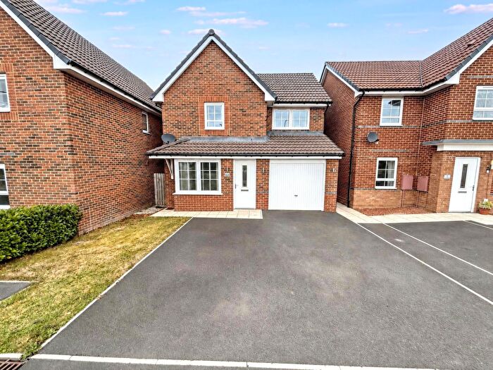 3 Bedroom Detached House For Sale In Agar Close, Consett, Durham, DH8
