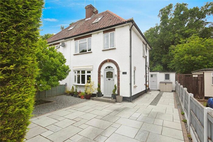 3 Bedroom Semi-Detached House For Sale In Orchard Avenue, Brentwood, Essex, CM13