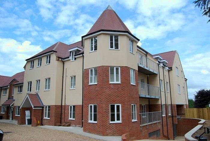 2 Bedroom Flat To Rent In High View, Chorleywood, Rickmansworth, WD3