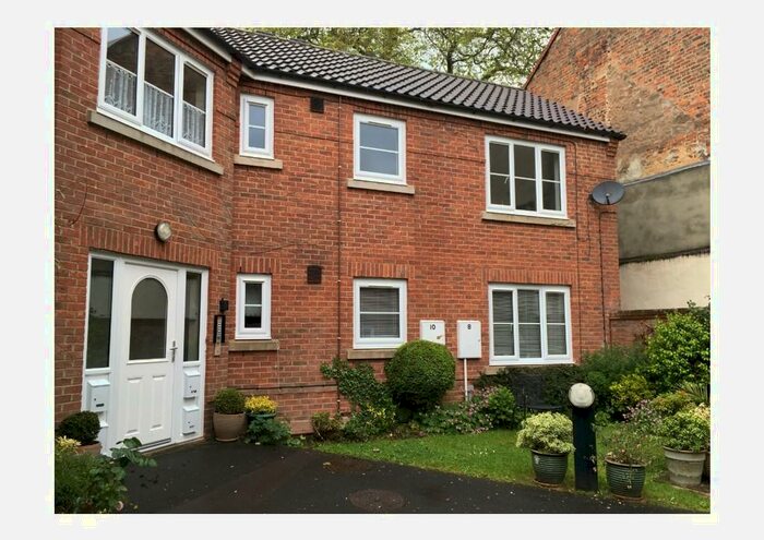 1 Bedroom Flat To Rent In First Floor Flat Arcadia Court, Darlington, County Durham, DL3