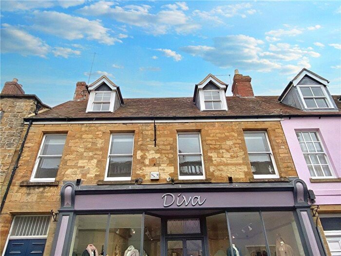 2 Bedroom Apartment To Rent In Long Street, Sherborne, DT9