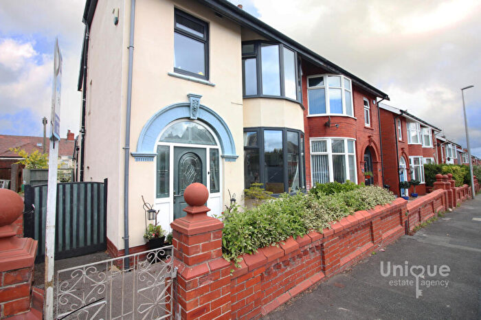 5 Bedroom Semi-Detached House For Sale In Cavendish Road, Bispham, Blackpool, FY2
