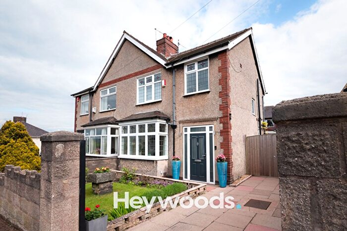 3 Bedroom Semi-Detached House For Sale In Elaine Avenue, Burslem, Stoke On Trent, ST6