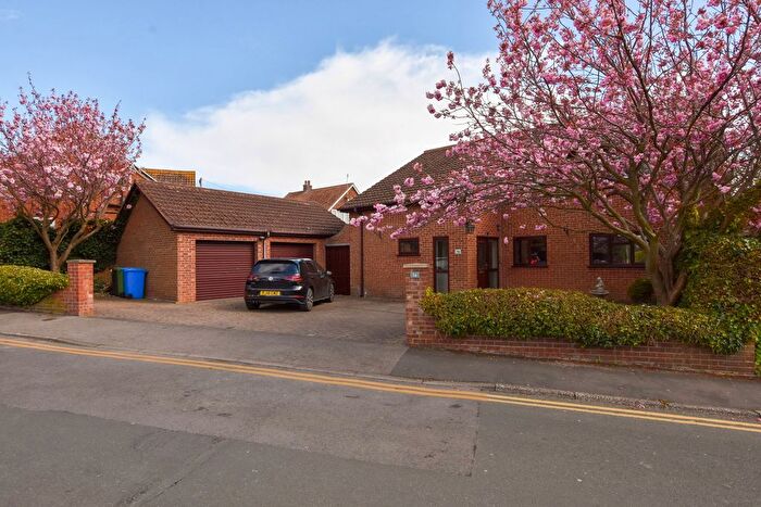 4 Bedroom Detached House For Sale In Meadowfields, Whitby, YO21