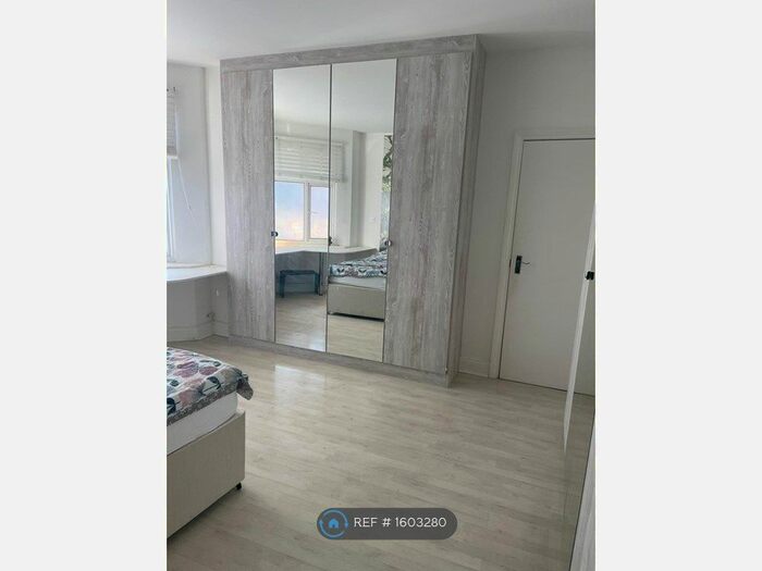 Studio To Rent In Preston Road, Harrow, HA3