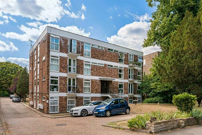 1 Bedroom Apartment To Rent In Copers Cope Road, Beckenham, BR3