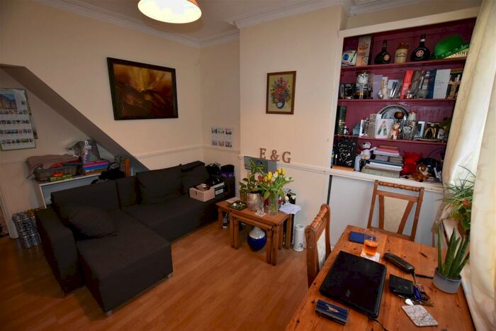 3 Bedroom Terraced House To Rent In Luther Street, Leicester, LE3
