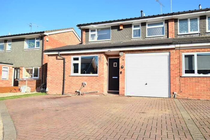 3 Bedroom Semi-Detached House To Rent In Sherwood Road, Winnersh, RG41