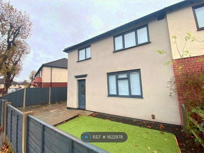 3 Bedroom Semi-Detached House To Rent In Vanbrugh Crescent, Liverpool, L4