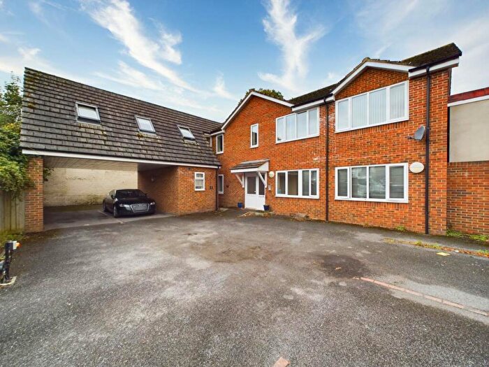 1 Bedroom Apartment To Rent In Somerford Road, Christchurch, Dorset, BH23