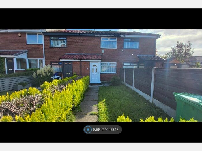 2 Bedroom Semi-Detached House To Rent In Carnoustie Close, Manchester, M40