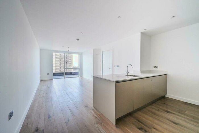 2 Bedroom Flat To Rent In Boulevard Point, Croydon, CR0