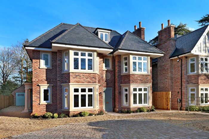 5 Bedroom Semi-Detached House For Sale In Packhorse Road, Gerrards Cross, Buckinghamshire, SL9